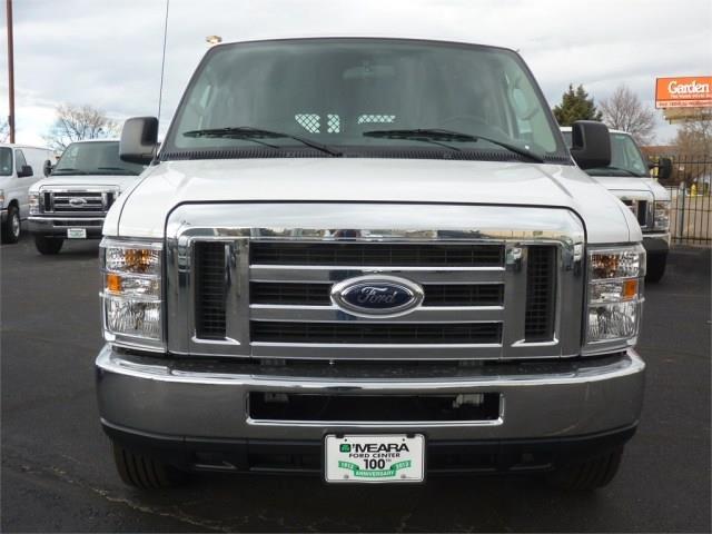2014 Ford Econoline Sedan 1.8 S