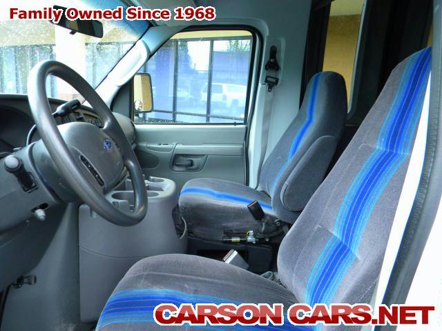 2003 Ford Econoline Commercial Cutaway Unknown