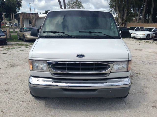2000 Ford Econoline Wagon 2dr Cpe V6 Manual GT