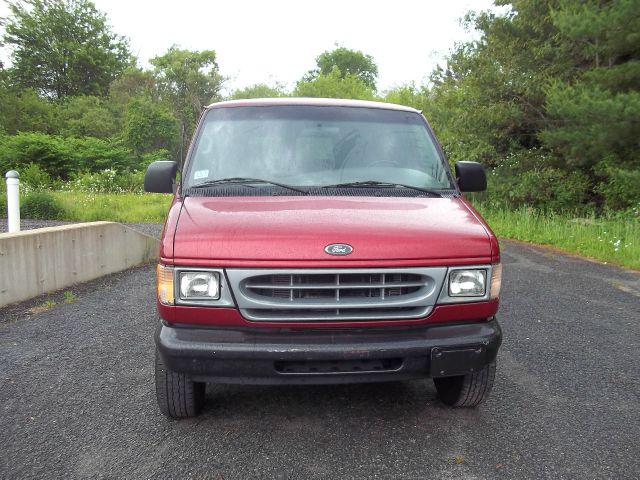 2001 Ford Econoline Wagon 4dr 4WD SLE Commercial