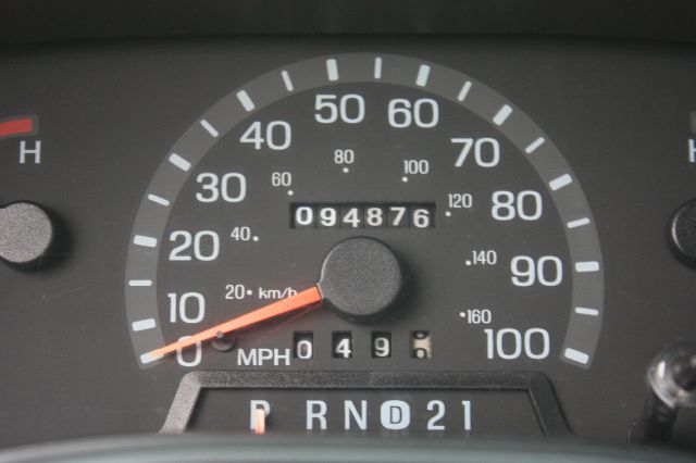 2001 Ford Econoline Wagon 4dr 4WD SLE Commercial