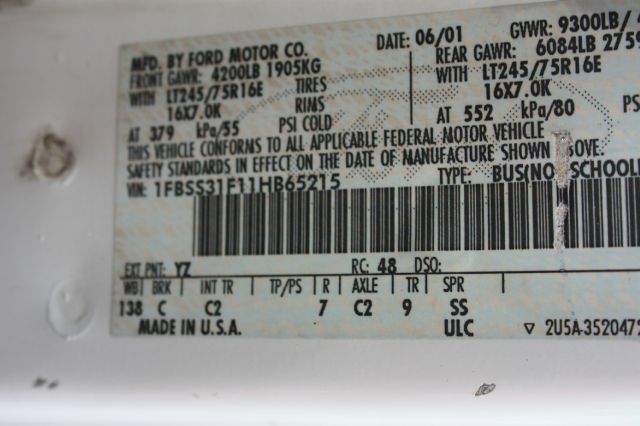 2001 Ford Econoline Wagon 4dr 4WD SLE Commercial