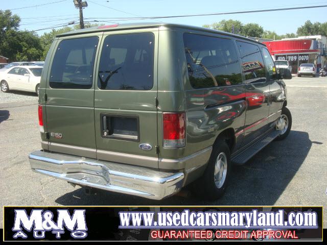 2002 Ford Econoline Wagon Clk320 2dr Coupe 3.2L Convertible