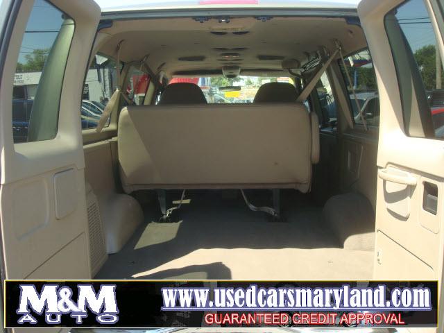 2002 Ford Econoline Wagon Clk320 2dr Coupe 3.2L Convertible