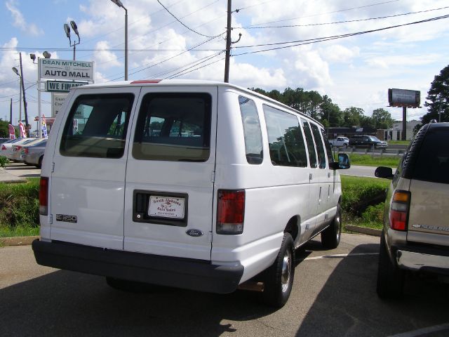 2003 Ford Econoline Wagon 2dr Cpe V6 Manual GT