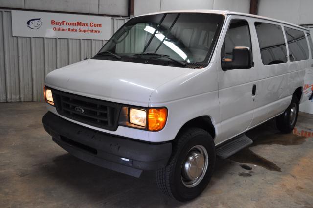 2003 Ford Econoline Wagon Sport 4WD