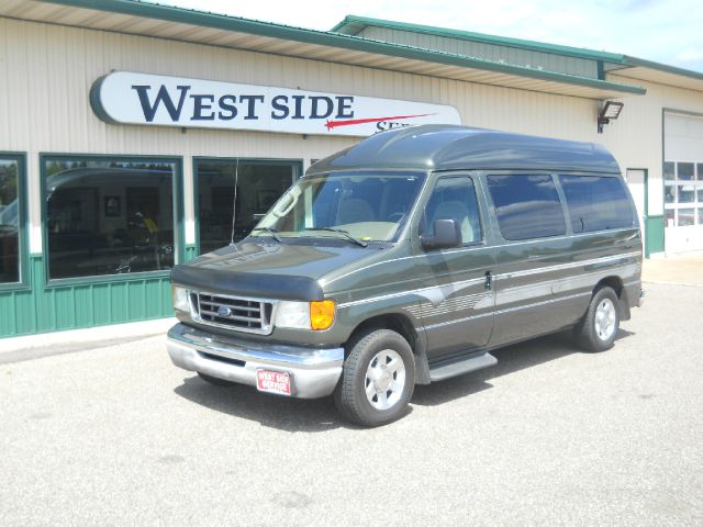 2004 Ford Econoline Wagon Premier Nav AWD