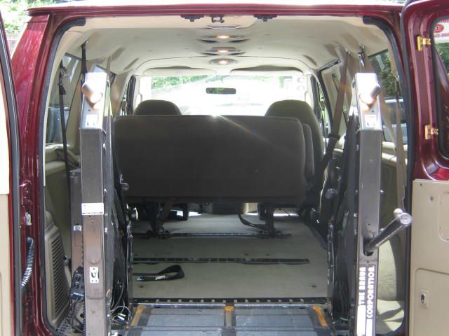 2004 Ford Econoline Wagon Navigation W/premium Pk.plus