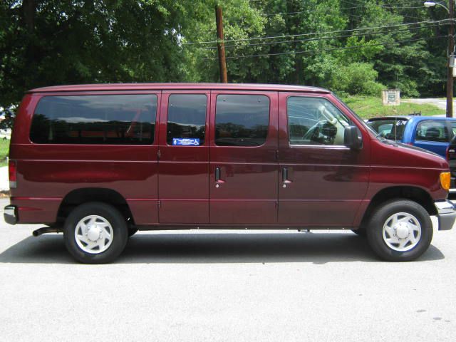2004 Ford Econoline Wagon Navigation W/premium Pk.plus