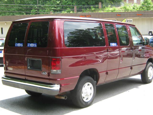 2004 Ford Econoline Wagon Navigation W/premium Pk.plus