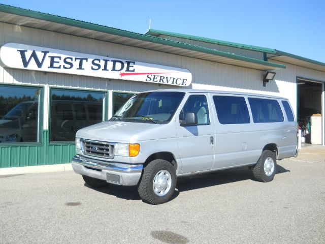 2004 Ford Econoline Wagon 2dr Cpe V6 Manual GT