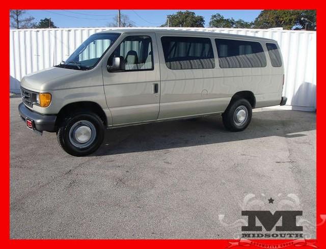 2005 Ford Econoline Wagon Navigation W/premium Pk.plus