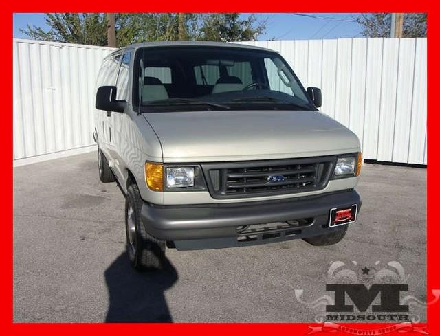 2005 Ford Econoline Wagon Navigation W/premium Pk.plus