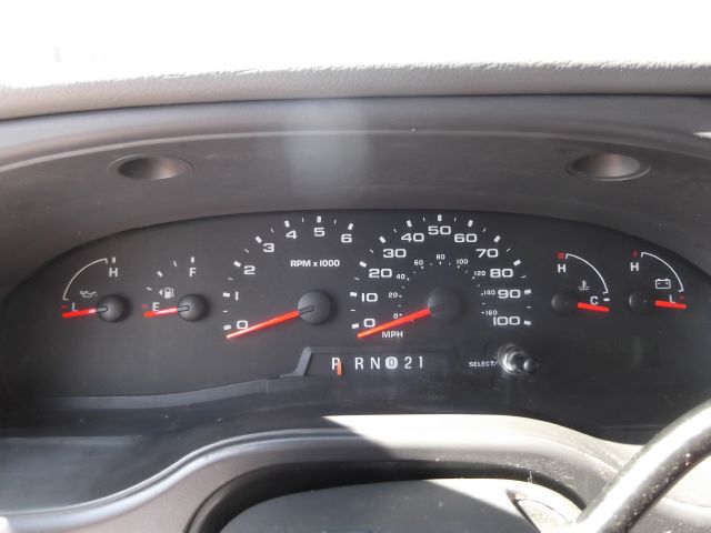 2005 Ford Econoline Wagon 2dr Cpe V6 Manual GT