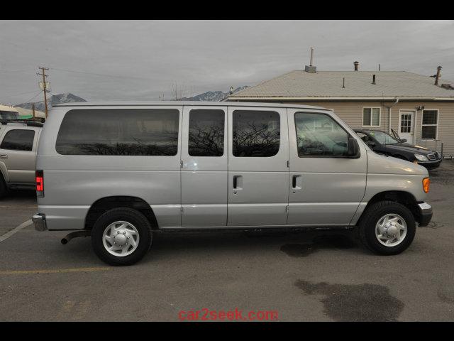 2006 Ford Econoline Wagon Ml350 RWD