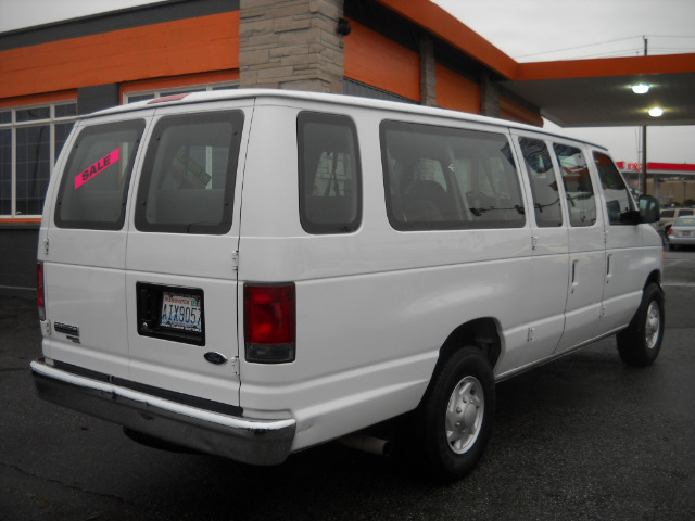 2007 Ford Econoline Wagon 2dr Cpe V6 Manual GT