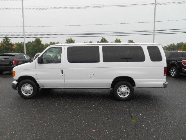 2007 Ford Econoline Wagon ESi
