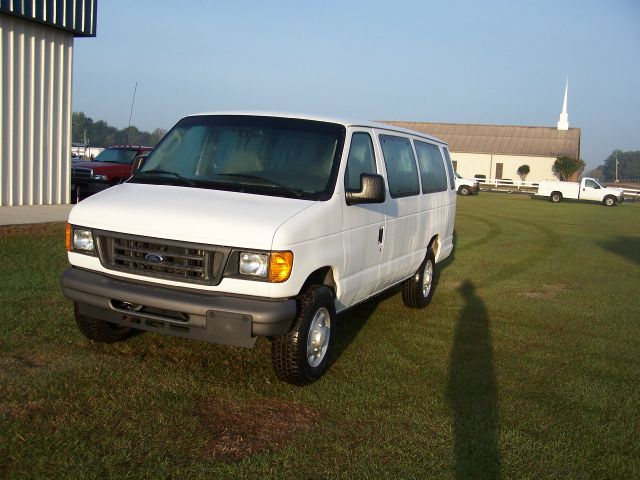 2007 Ford Econoline Wagon 2dr Cpe V6 Manual GT