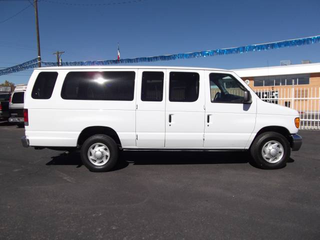 2007 Ford Econoline Wagon Base