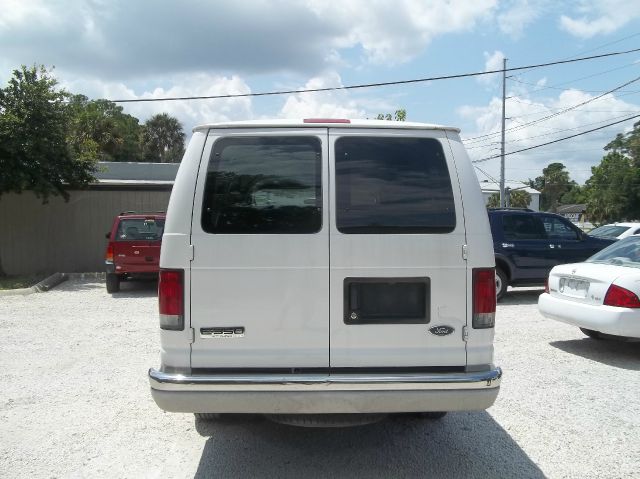 2007 Ford Econoline Wagon 2dr Cpe V6 Manual GT
