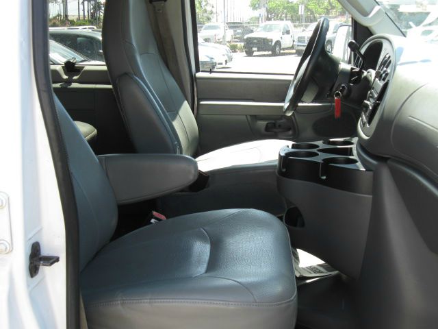 2007 Ford Econoline Wagon 2dr Cpe V6 Manual GT