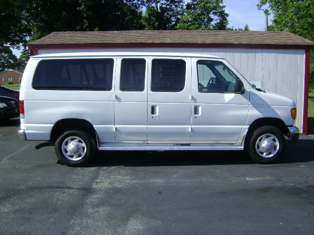 2007 Ford Econoline Wagon Navigation W/premium Pk.plus