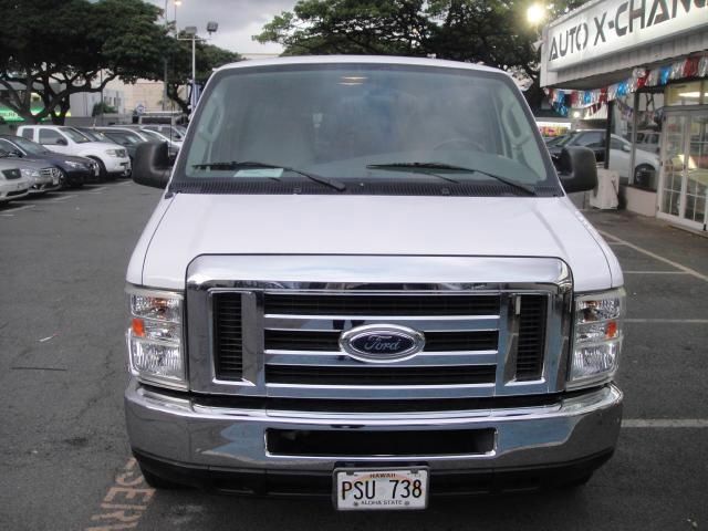 2008 Ford Econoline Wagon 1500 SLT 4X4