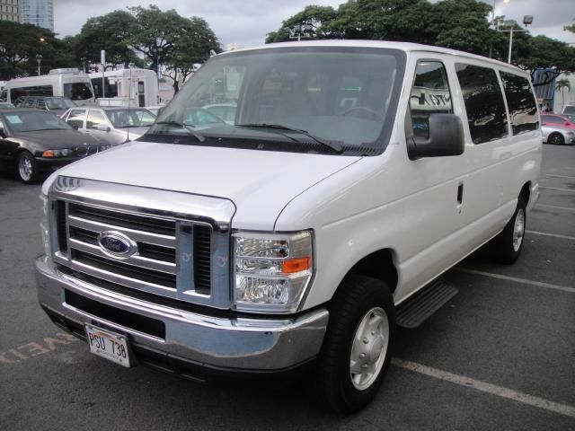 2008 Ford Econoline Wagon 1500 SLT 4X4