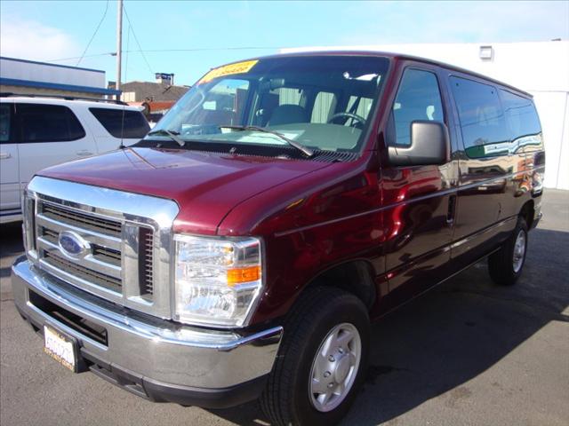 2008 Ford Econoline Wagon ESi