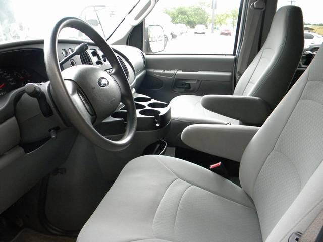 2008 Ford Econoline Wagon ESi