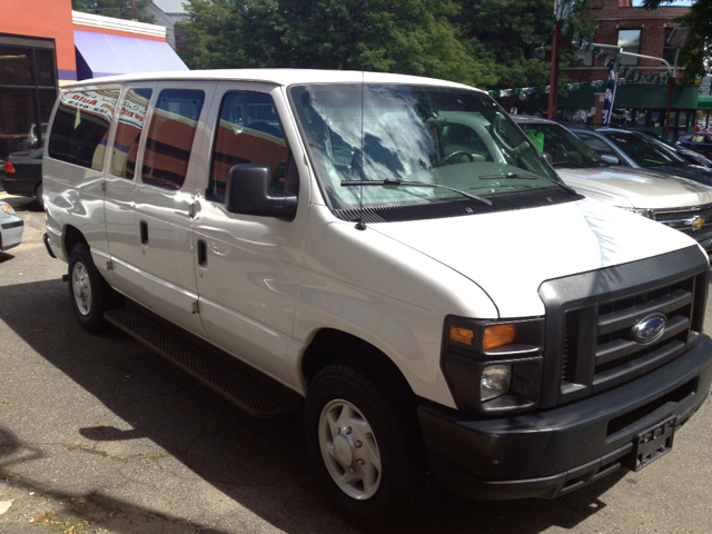 2008 Ford Econoline Wagon Awd-turbo