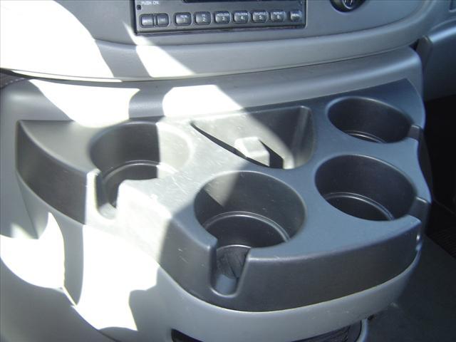 2008 Ford Econoline Wagon CPE