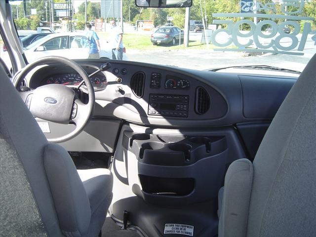 2008 Ford Econoline Wagon CPE