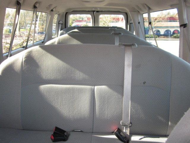 2008 Ford Econoline Wagon 2dr Cpe V6 Manual GT