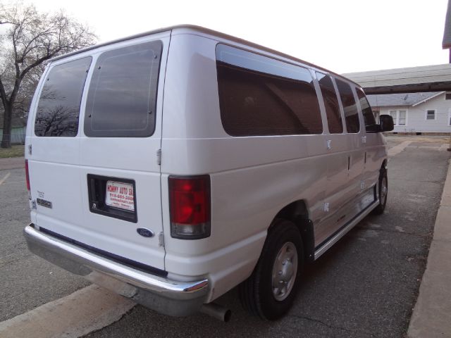 2008 Ford Econoline Wagon 2dr Cpe V6 Manual GT