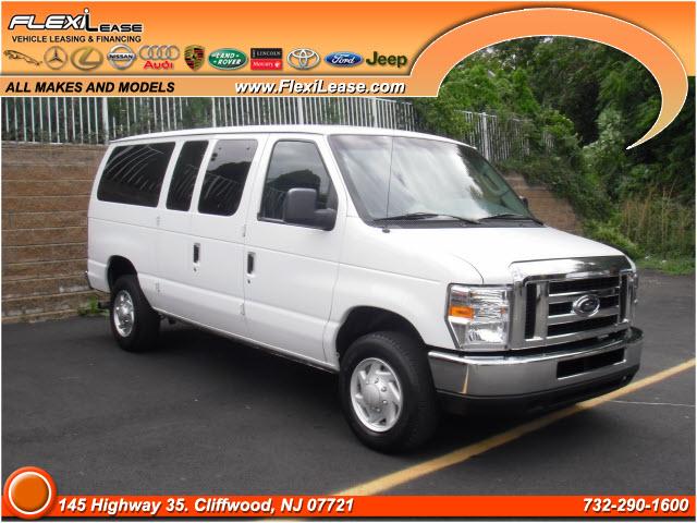 2008 Ford Econoline Wagon ESi