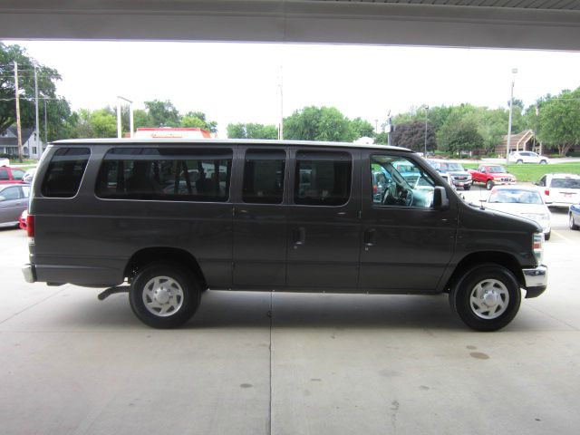 2008 Ford Econoline Wagon 2dr Cpe V6 Manual GT