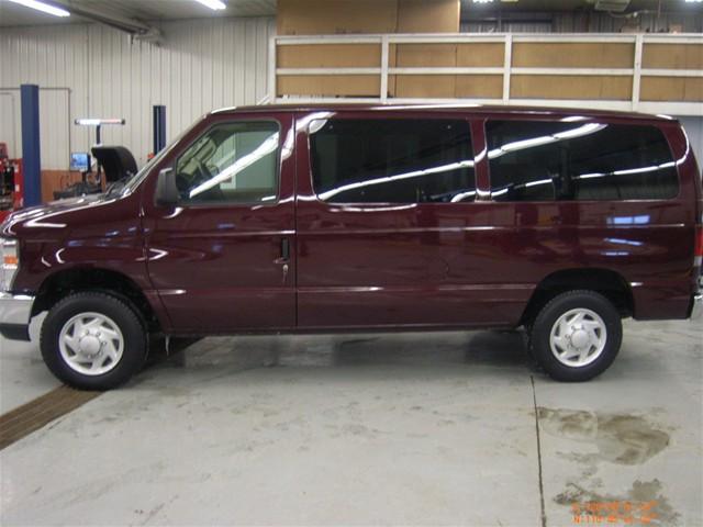 2008 Ford Econoline Wagon ESi