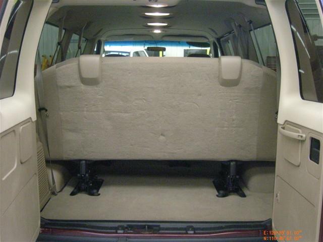 2008 Ford Econoline Wagon ESi