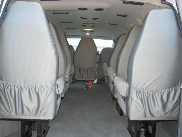 2008 Ford Econoline Wagon 4dr 4WD SLE Commercial