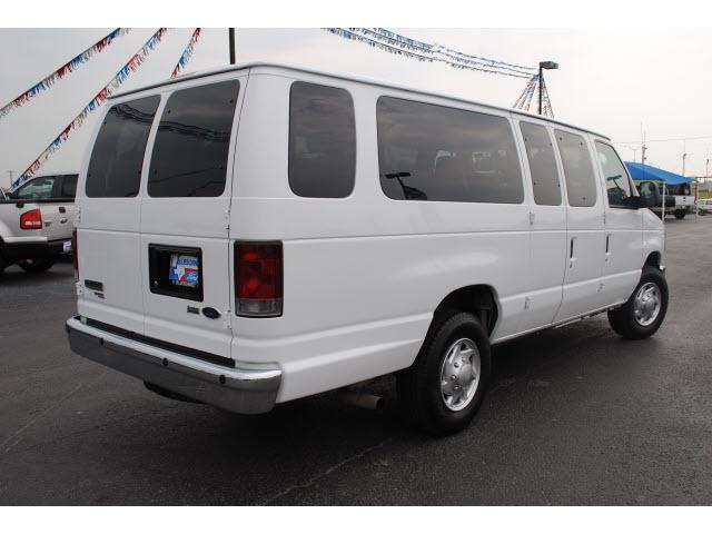 2010 Ford Econoline Wagon ESi