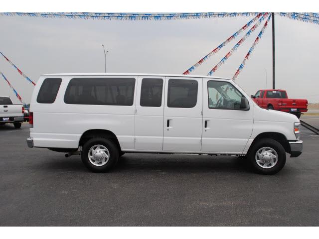 2010 Ford Econoline Wagon ESi