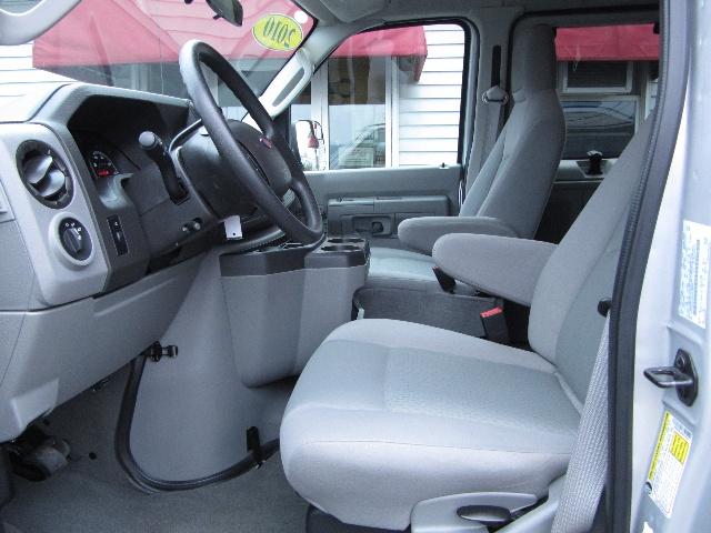 2010 Ford Econoline Wagon SLE Duramax 4X4