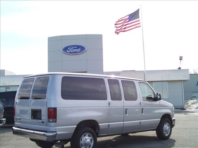 2010 Ford Econoline Wagon Unknown