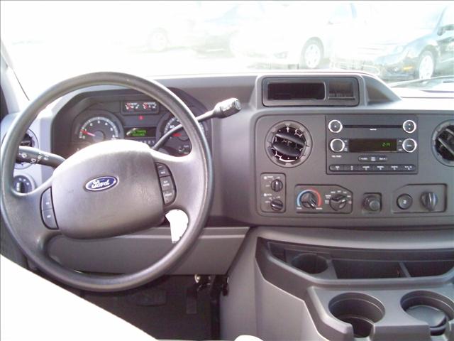 2010 Ford Econoline Wagon Unknown