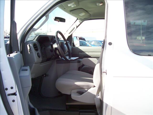 2010 Ford Econoline Wagon Unknown