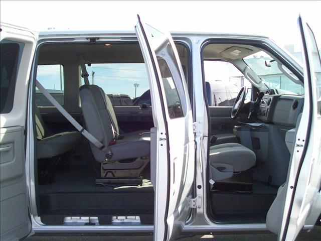 2010 Ford Econoline Wagon Unknown