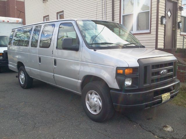2010 Ford Econoline Wagon S-line 2.0 Quattro