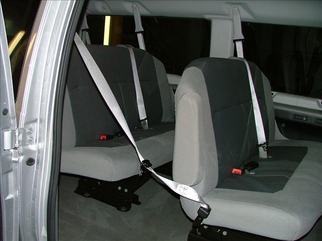 2010 Ford Econoline Wagon ESi