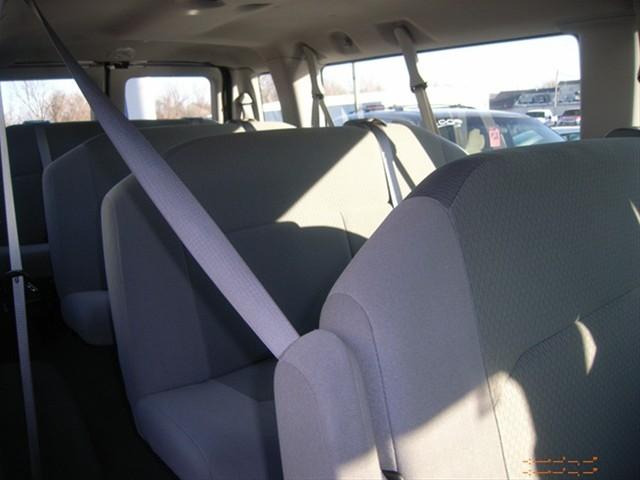 2010 Ford Econoline Wagon Unknown